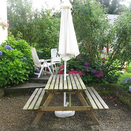 Gites Ruraux Et Maison D'hotes Saint Michel Guest house La Chapelle-Cecelin