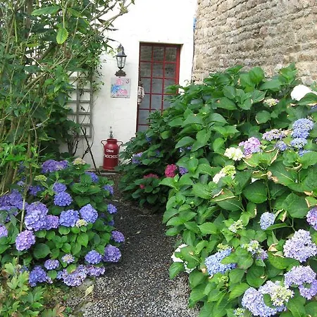 Gites Ruraux Et Maison D'hotes Saint Michel *